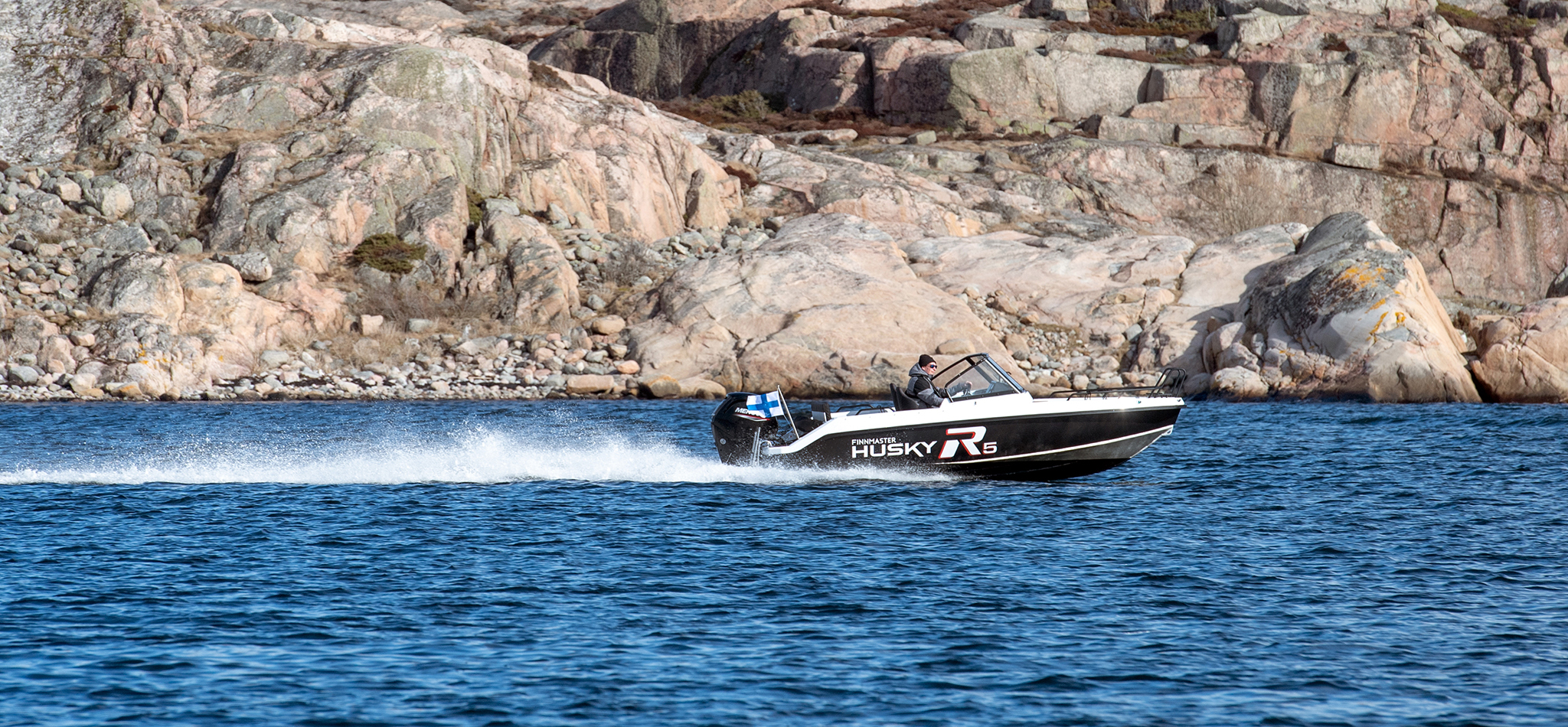 Husky R5 esittelyssä BOOTE-lehdessä