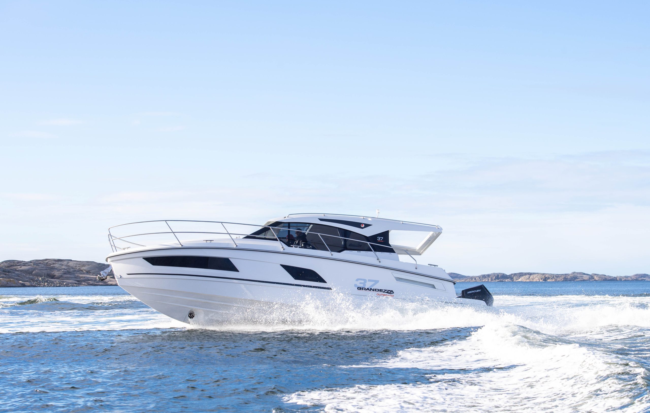 Grandezza 37 Outboard testad för Best of Boats